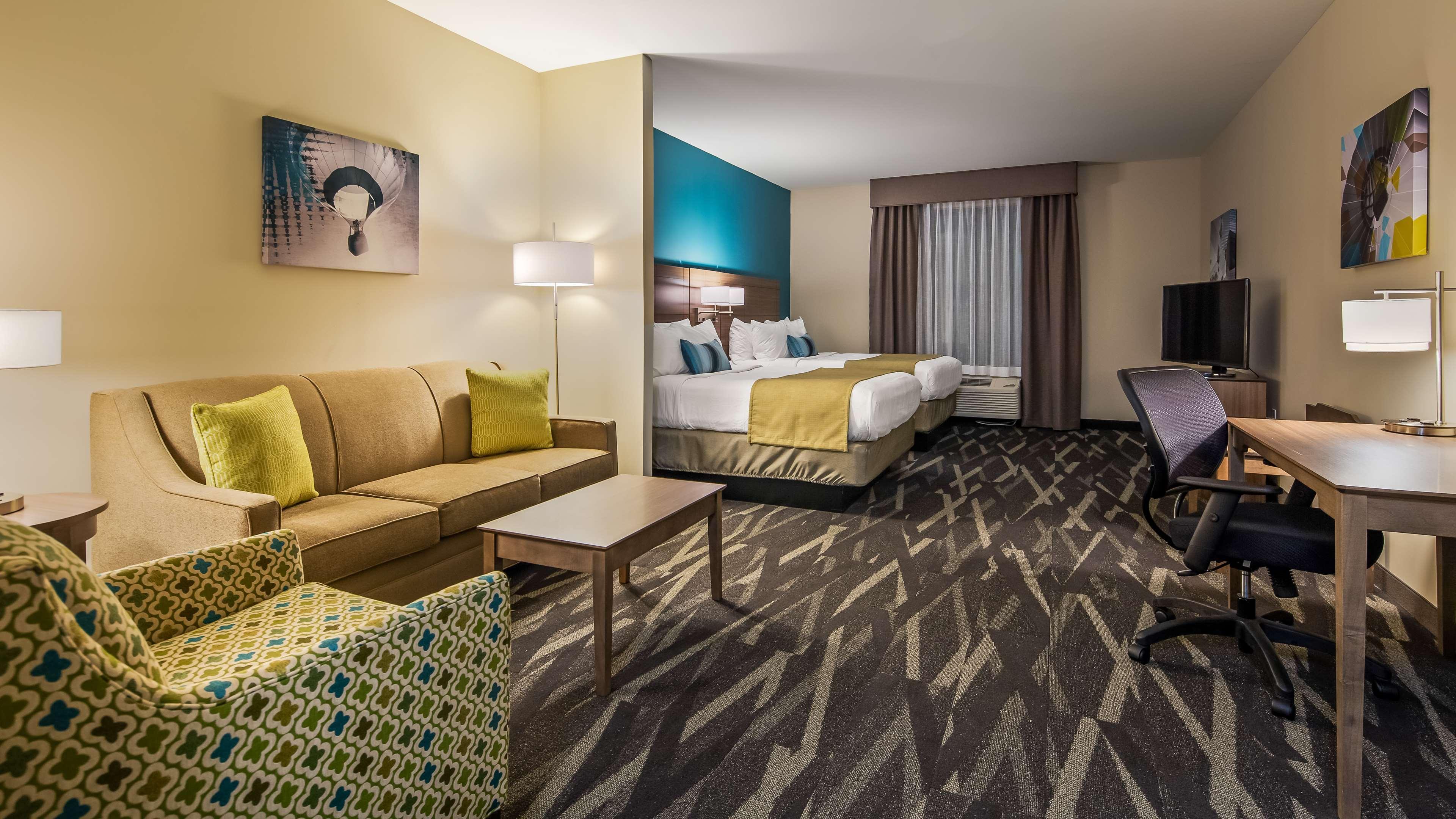 Best Western Plus Centralia Hotel & Suites Екстериор снимка