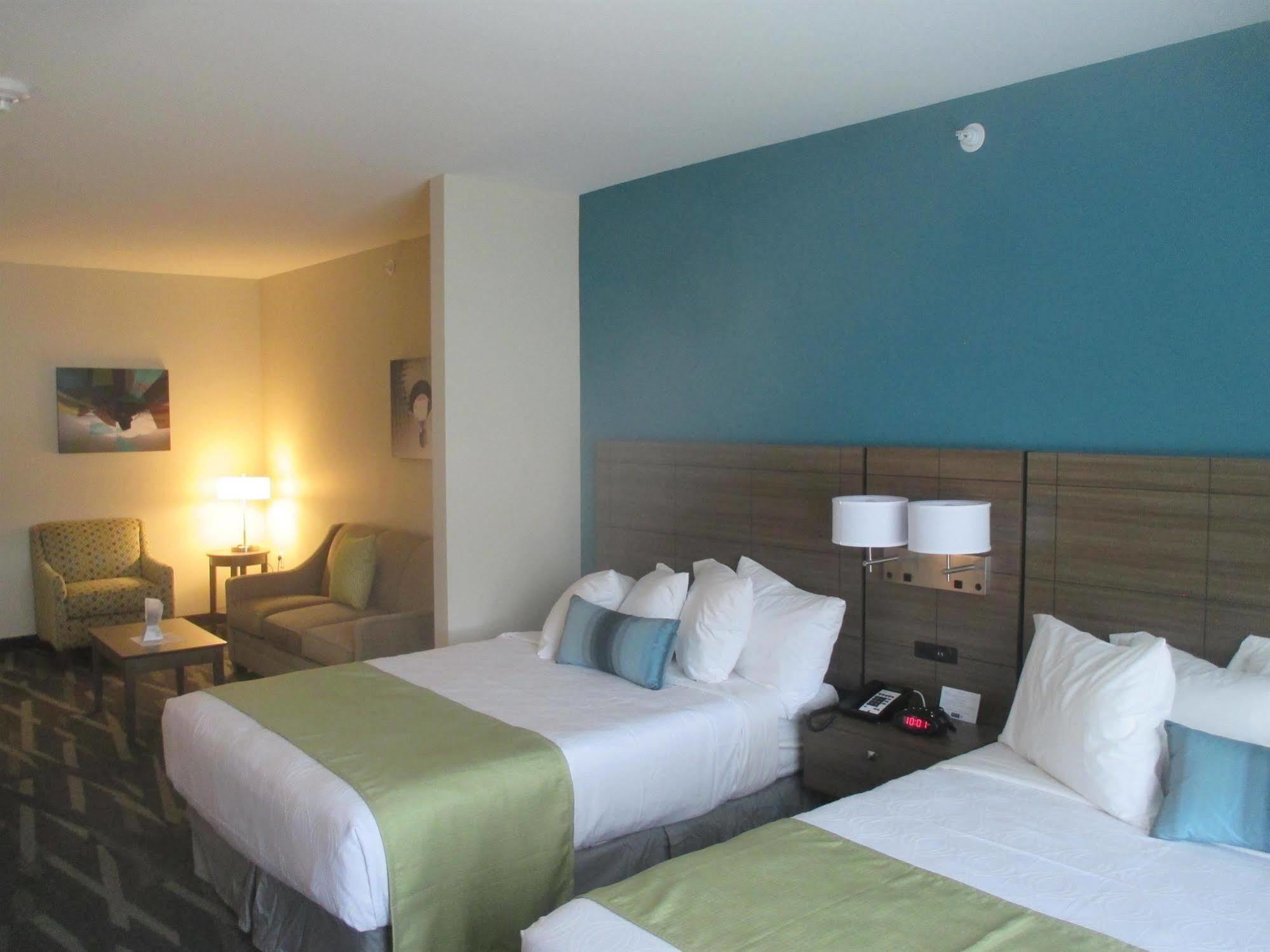 Best Western Plus Centralia Hotel & Suites Екстериор снимка